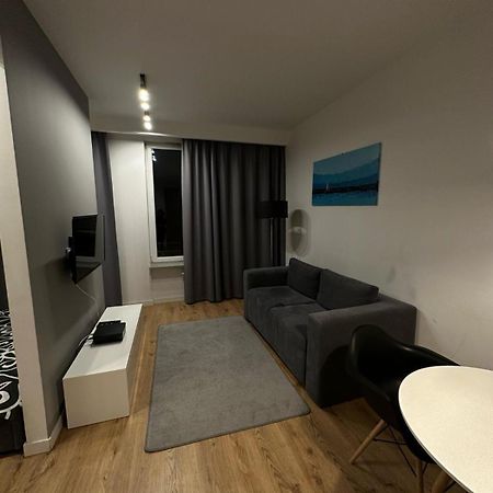 Lubmarex 1 Slawinska 501 Apartman Varsó Kültér fotó