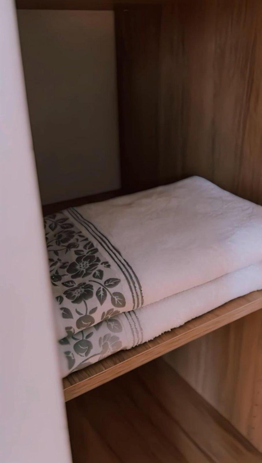 Lubmarex 1 Slawinska 501 Apartman Varsó Kültér fotó